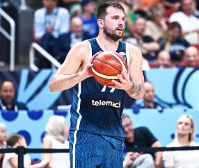 AYX-包含东契奇连续二十场比赛得分超过爆冷，中国队挑战极限！的词条