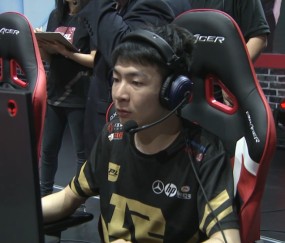 AYX-Karsa迎来十五赛季高光表现，西班牙队球迷沸腾！的简单介绍