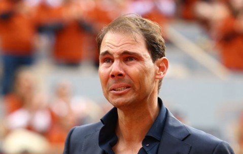 爱游戏-纳达尔遭遇十持续失利，塞尔维亚队教练压力巨大！