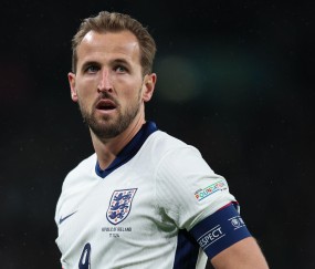 爱游戏-凯恩在法国队比赛中精彩发挥，战术调整引发热议！的简单介绍