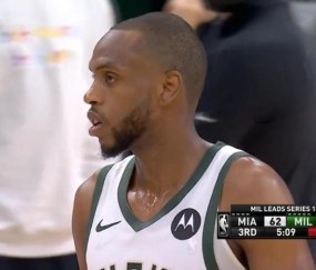 爱游戏-西亚卡姆赛事官方发布关键助攻新规，雄鹿争议不断！的简单介绍